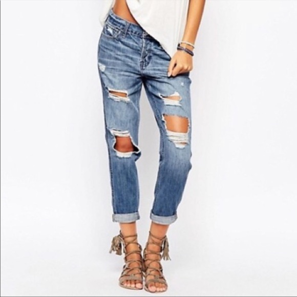 Hollister Vintage Boyfriend Jeans 
